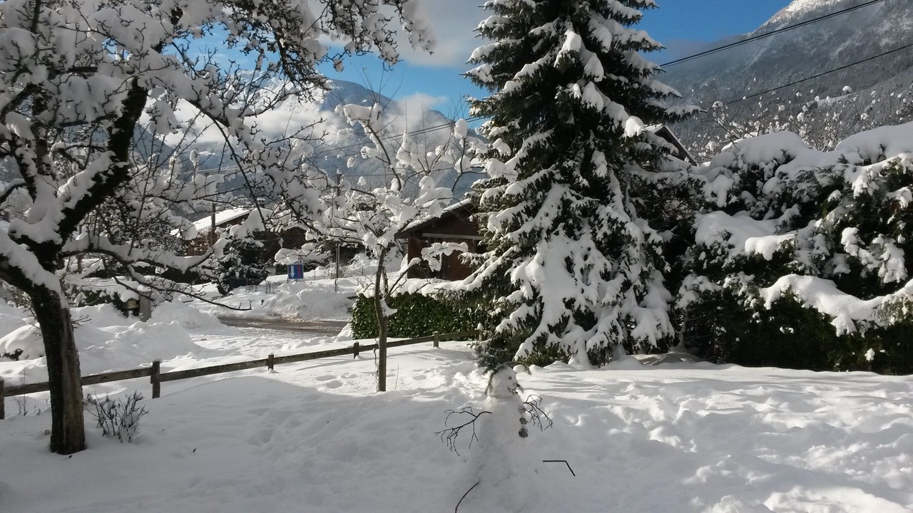 Photo of Outdoor in Thones