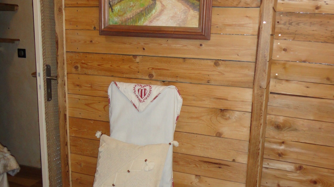 Photo of Bedroom in Thones