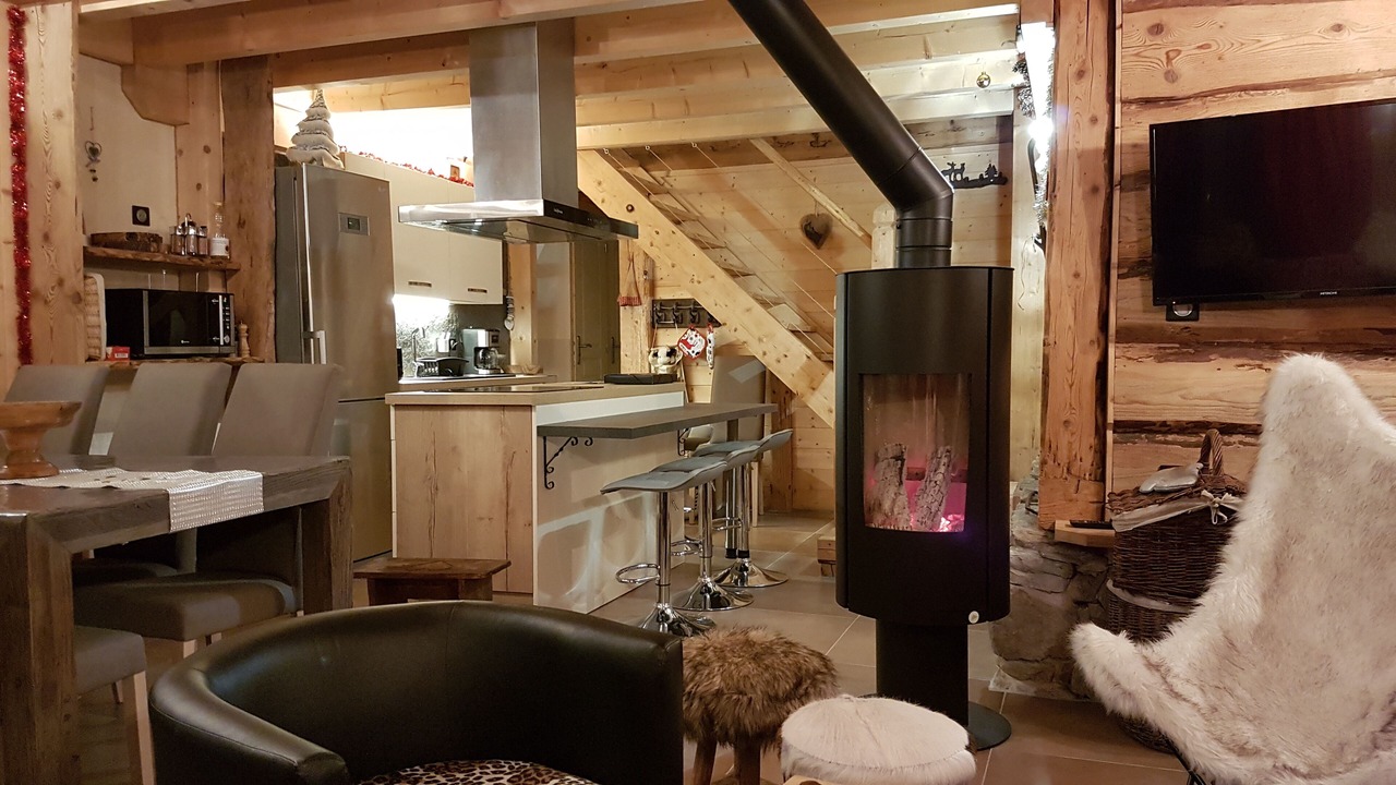 Photo of Kitchen in Thones