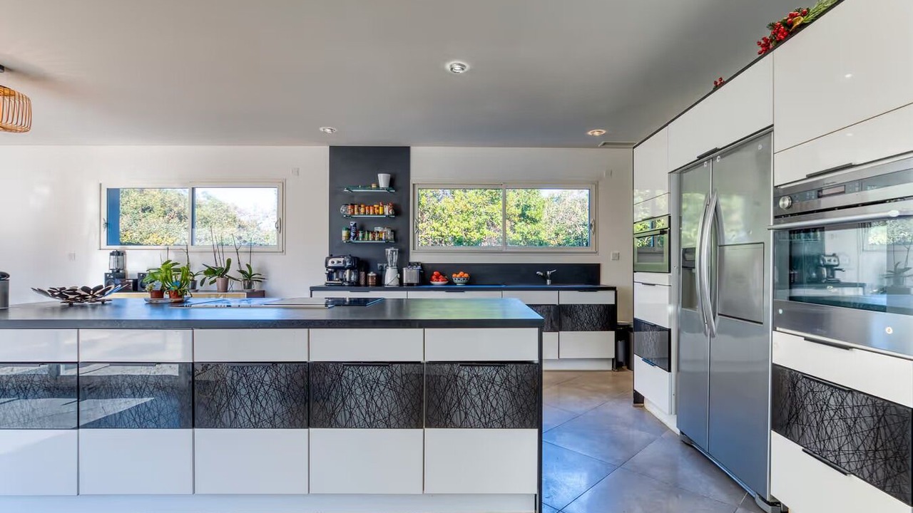 Photo of Kitchen in Alignan-du-Vent