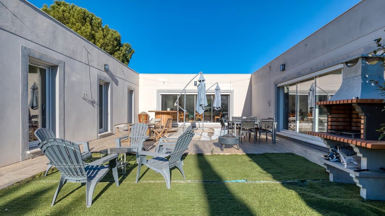 Photo of Outdoor in Alignan-du-Vent