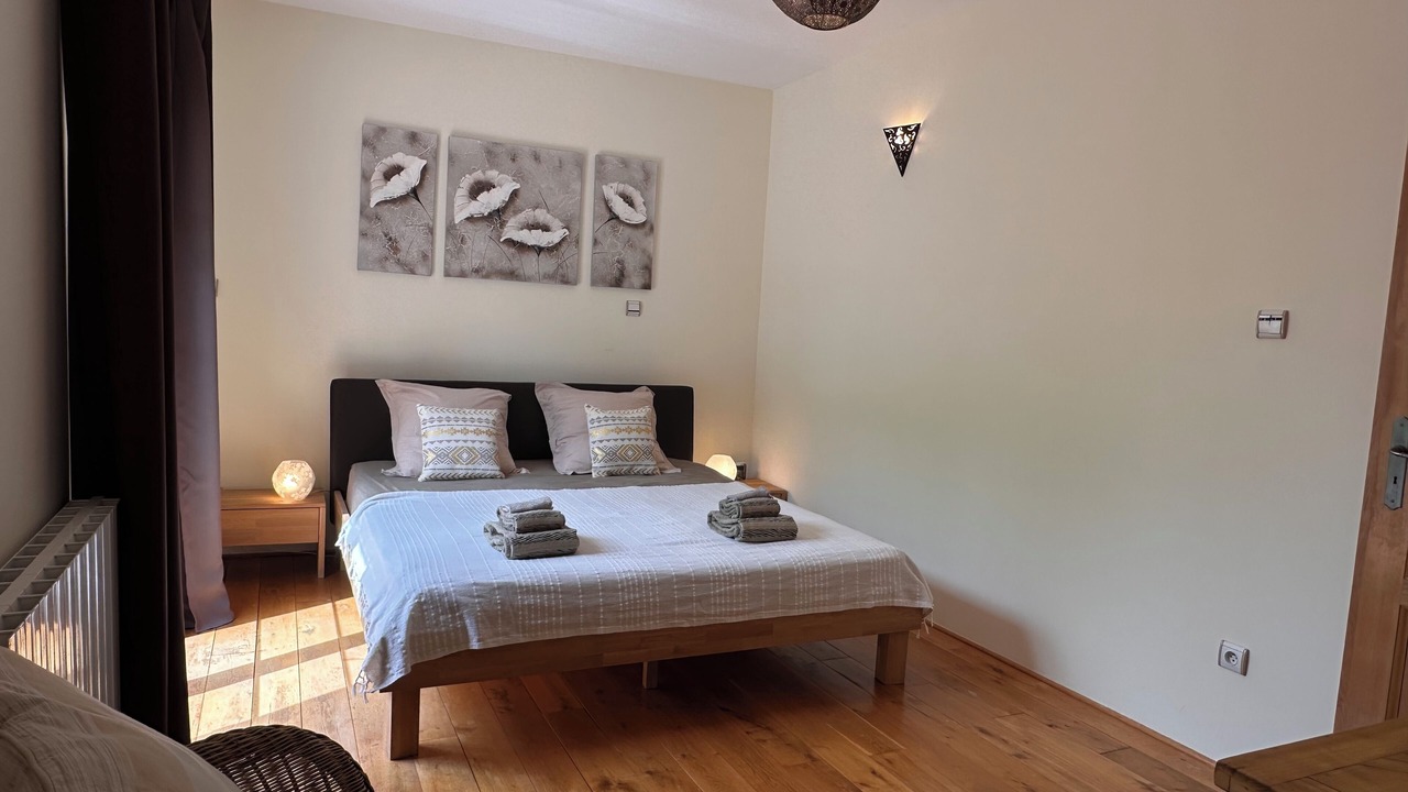 Photo of Bedroom in Pont-Saint-Esprit