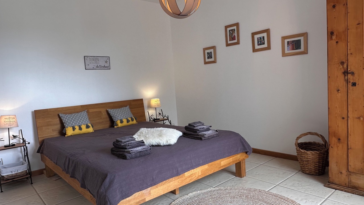 Photo of Bedroom in Pont-Saint-Esprit
