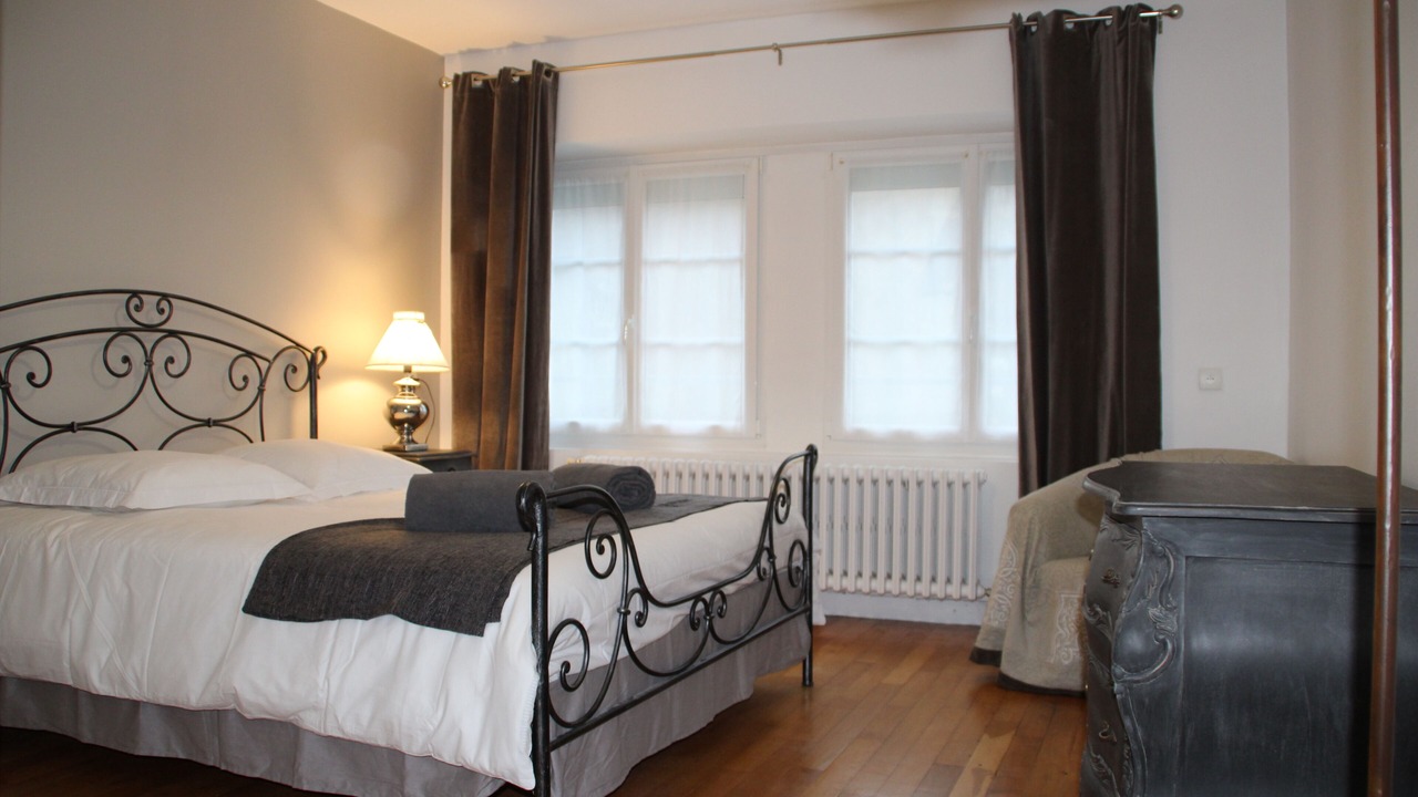 Photo of Bedroom in Santenay