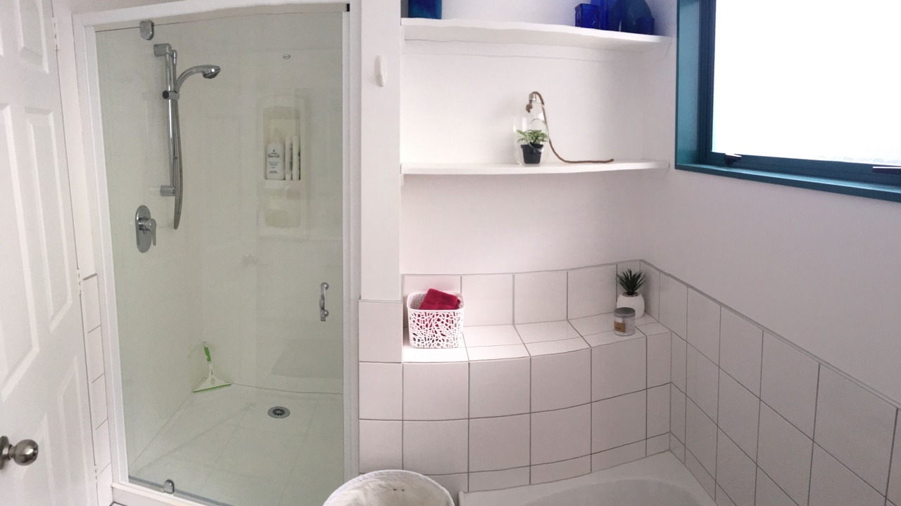 Photo of Bathroom in Onerahi