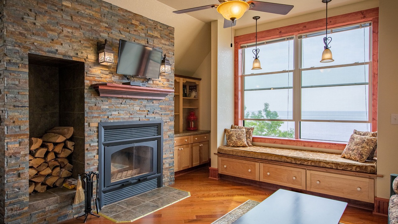 Photo of Livingroom in Croftville