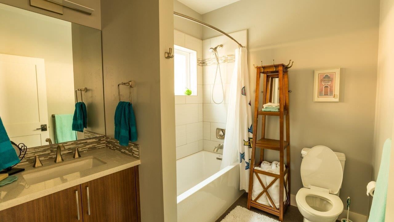 Photo of Bathroom in Chicago Park