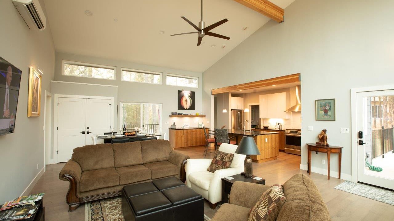 Photo of Bedroom in Chicago Park