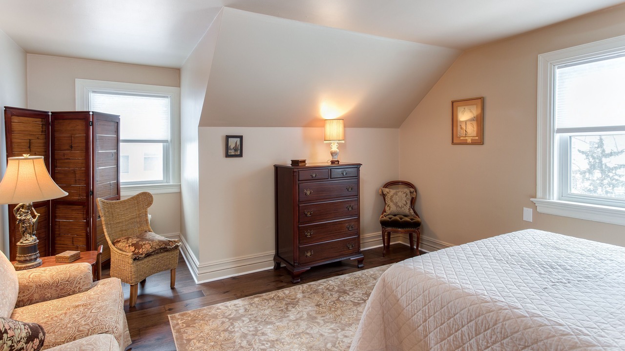 Photo of Bedroom in East Avenue