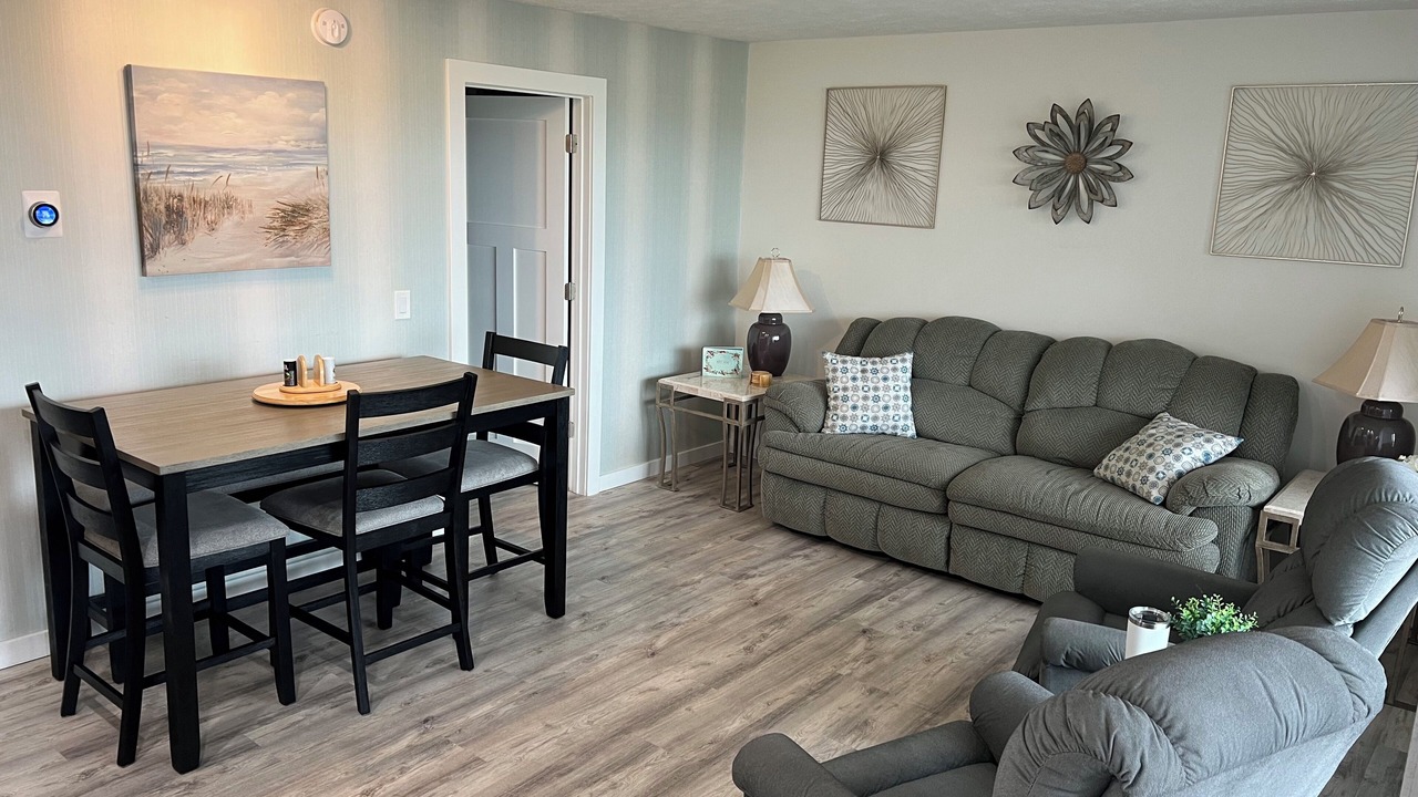 Photo of Livingroom in Elk Rapids