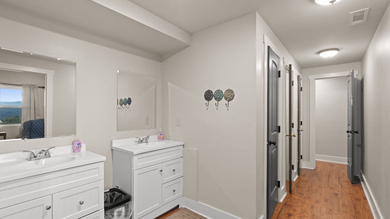 Photo of Bathroom in Tennga