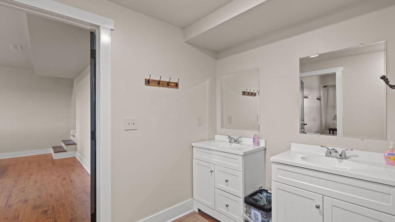 Photo of Others in Tennga