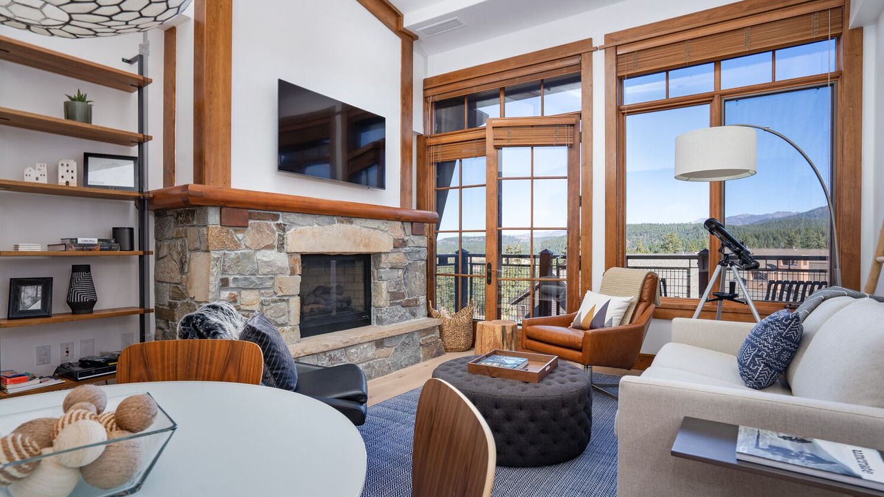 Photo of Livingroom in Truckee