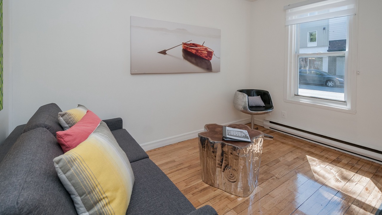 Photo of Livingroom in La Cite-Limoilou