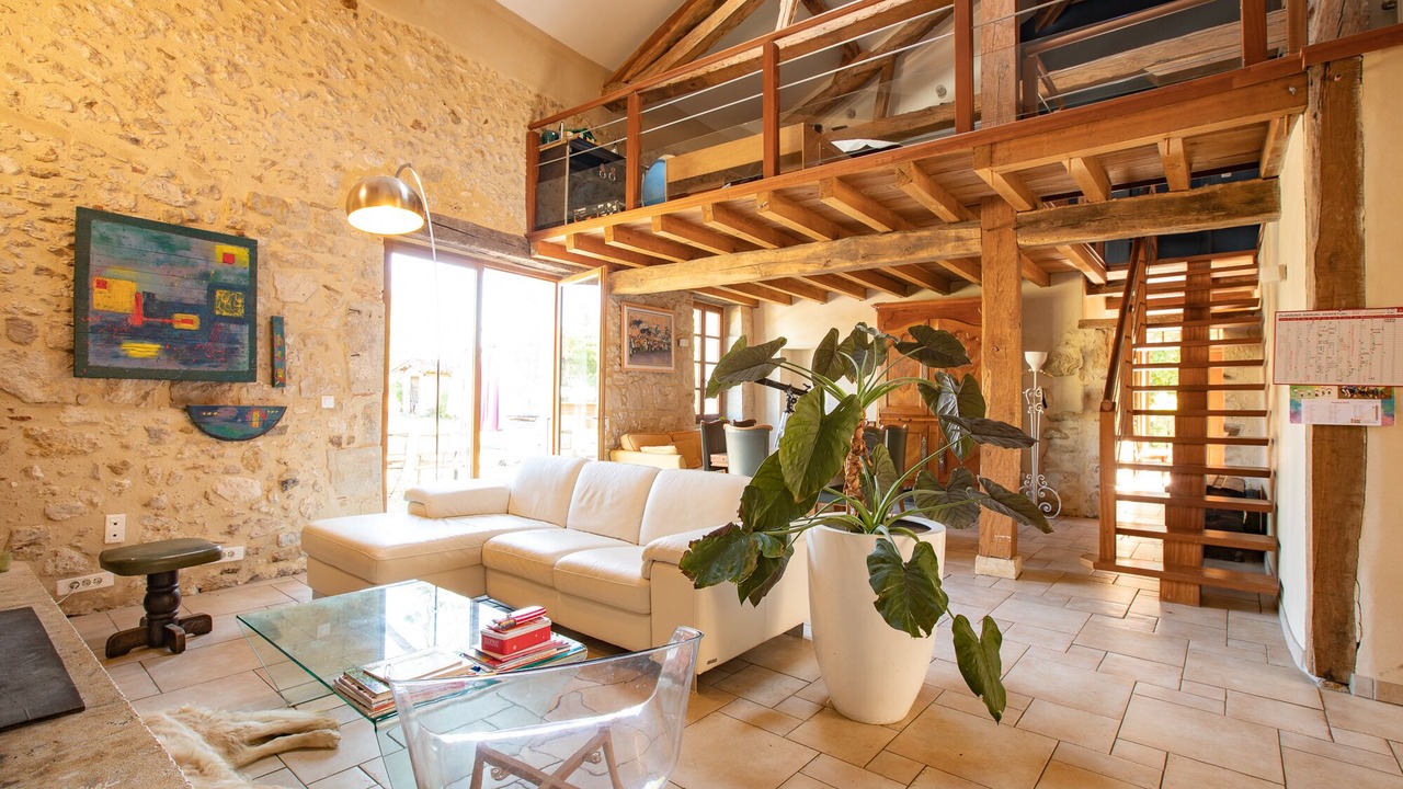 Photo of Livingroom in Montreal