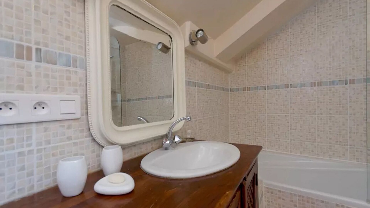 Photo of Bathroom in Saint-Thomas-d'Aquin