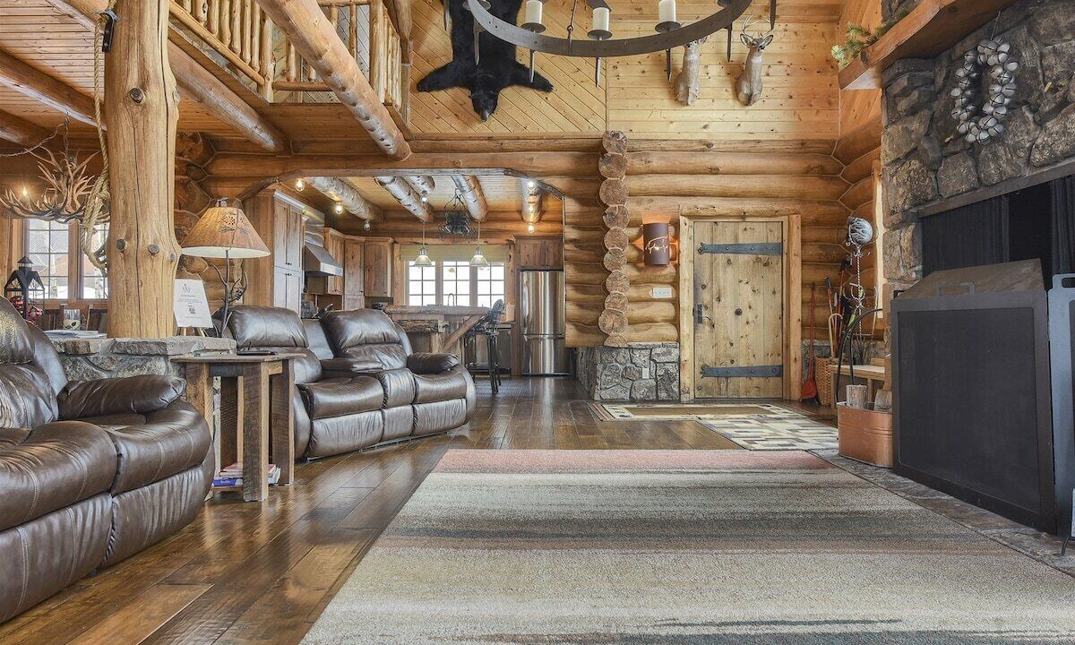 Photo of Bedroom in Lead