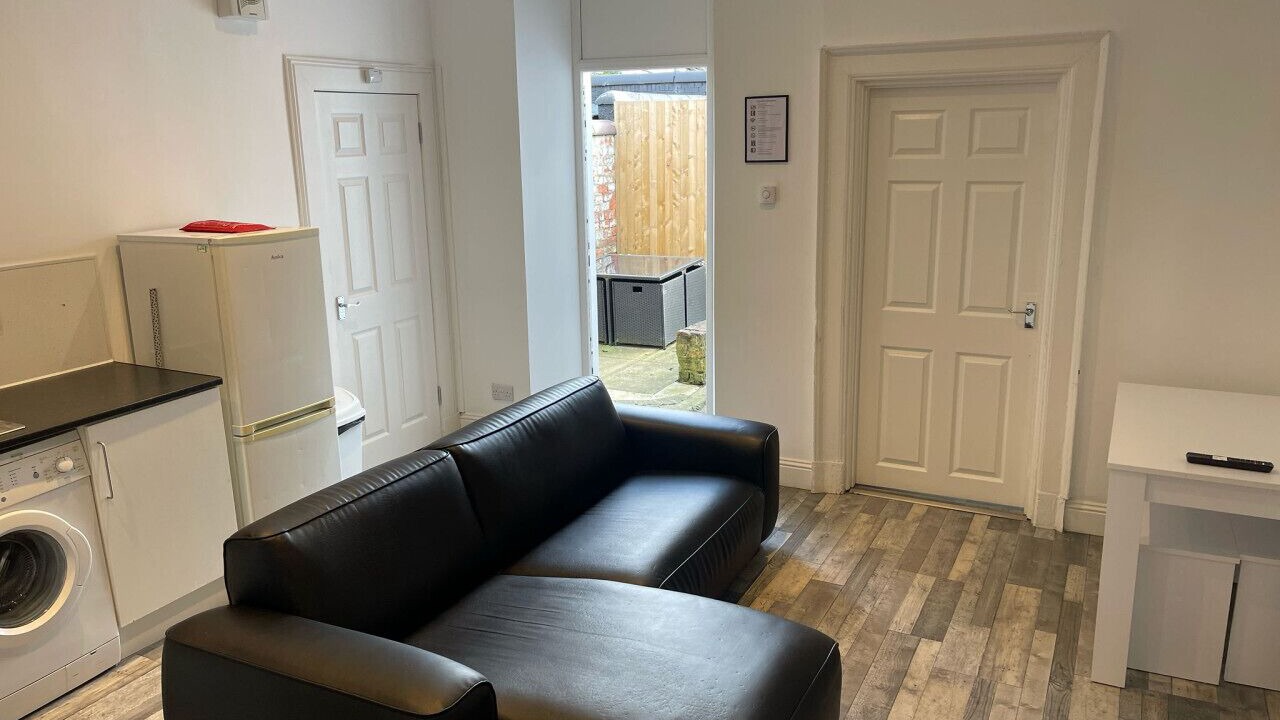 Photo of Others in Glasgow