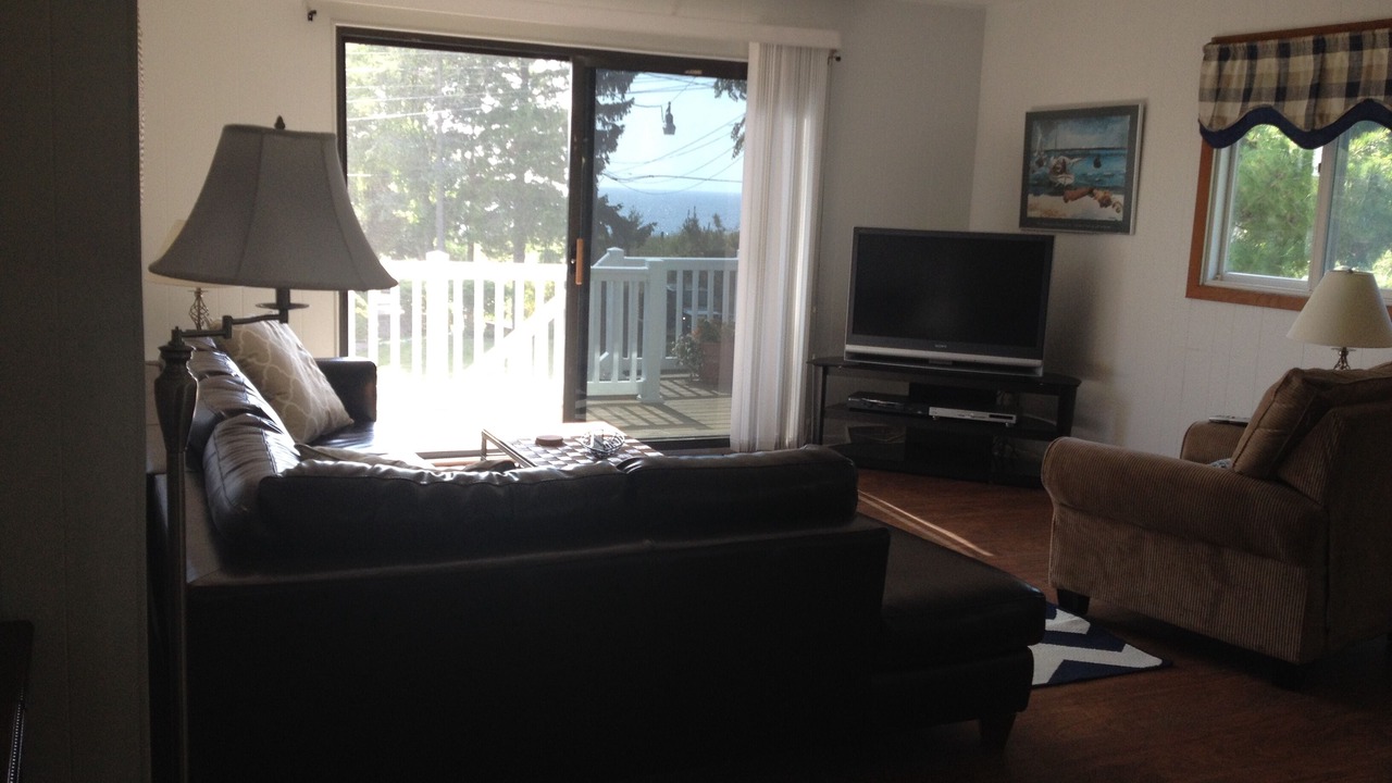 Photo of Livingroom in Ferrysburg