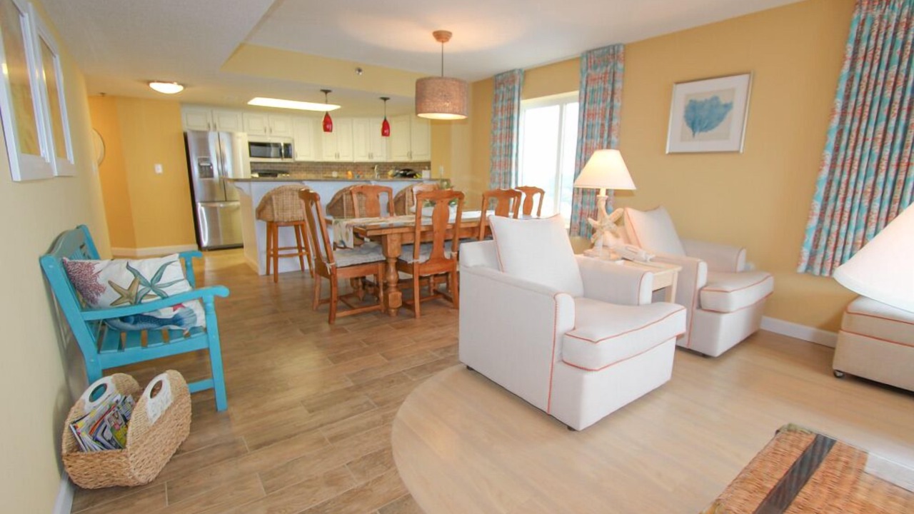 Photo of Livingroom in Arcadian Shores