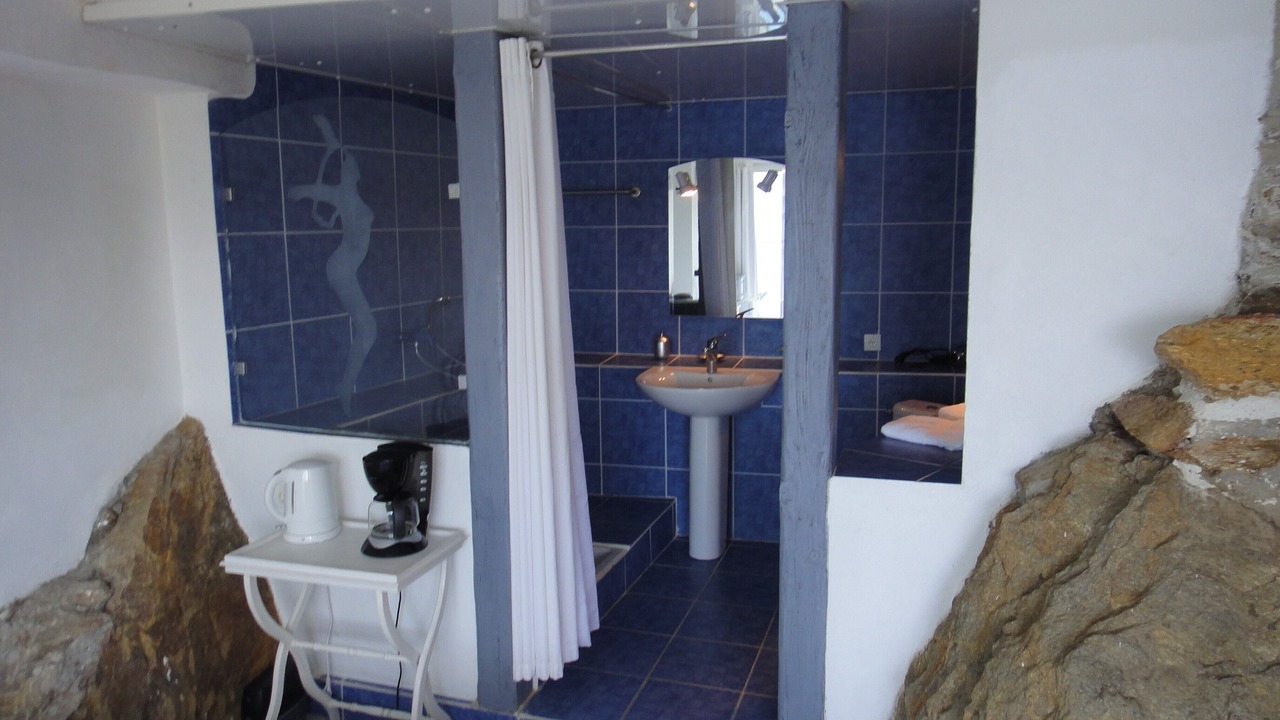 Photo of Bathroom in Ile du Levant