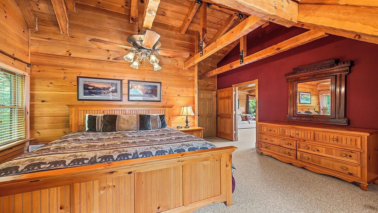 Photo of Bedroom in Maggie Valley