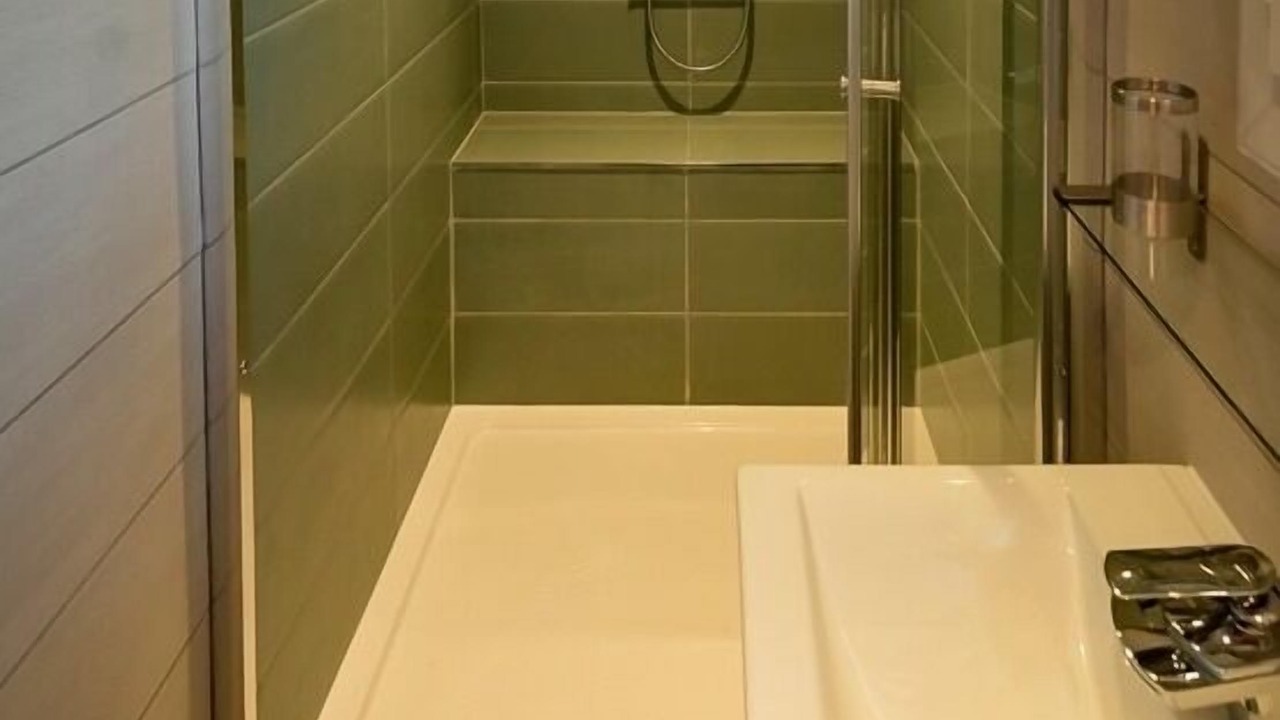 Photo of Bathroom in Laroque-des-Alberes