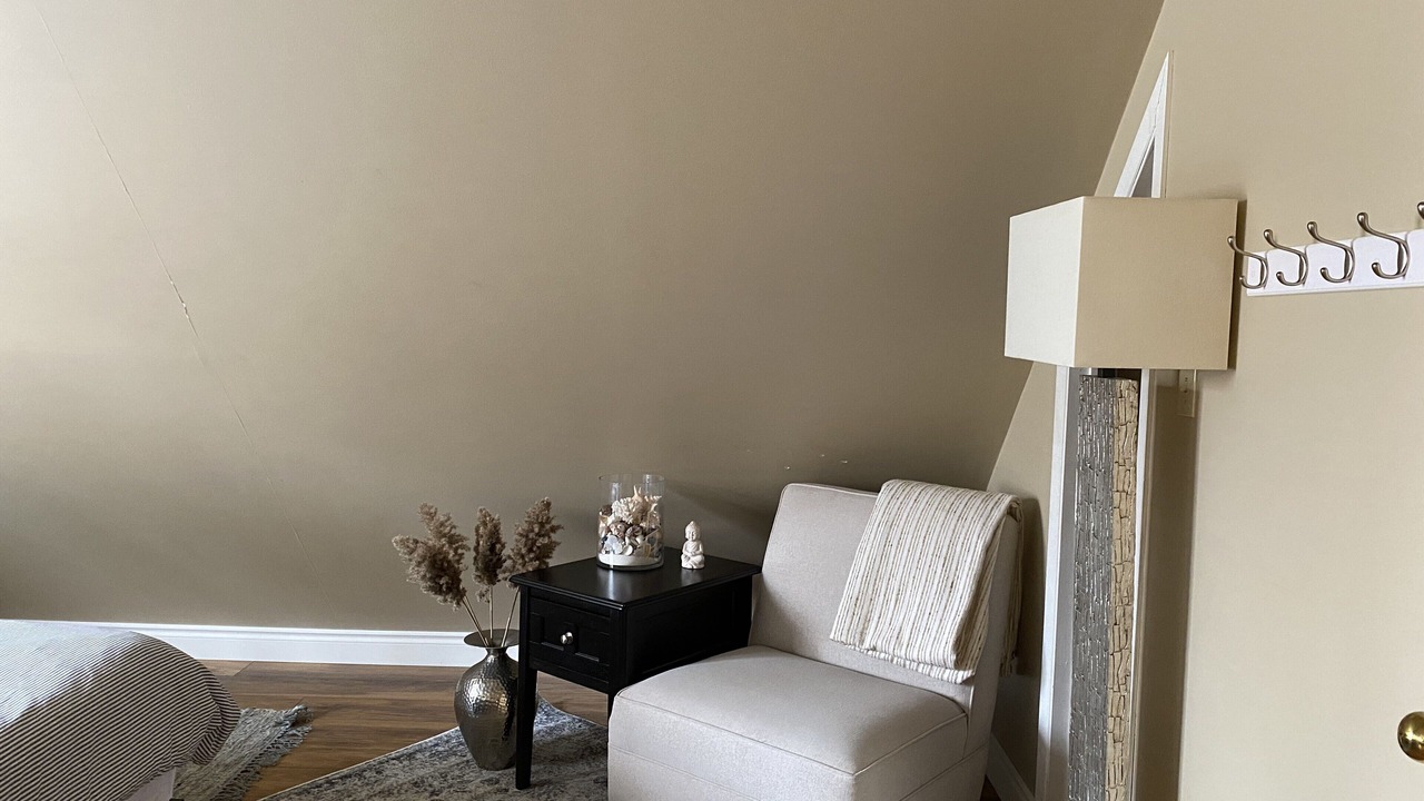 Photo of Bedroom in Grand Bend