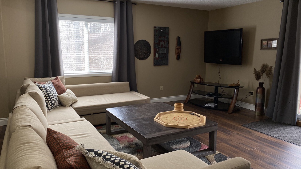 Photo of Livingroom in Grand Bend