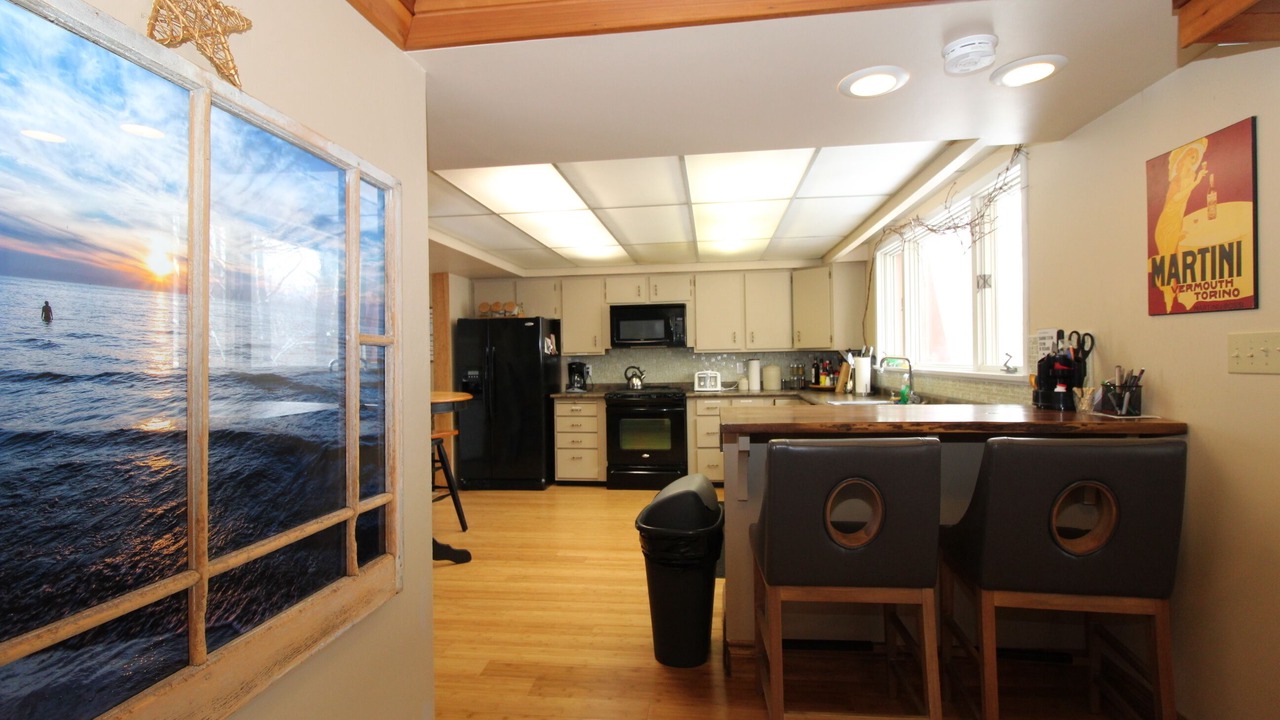 Photo of Kitchen in Grand Bend