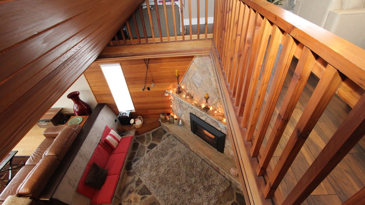 Photo of Livingroom in Grand Bend