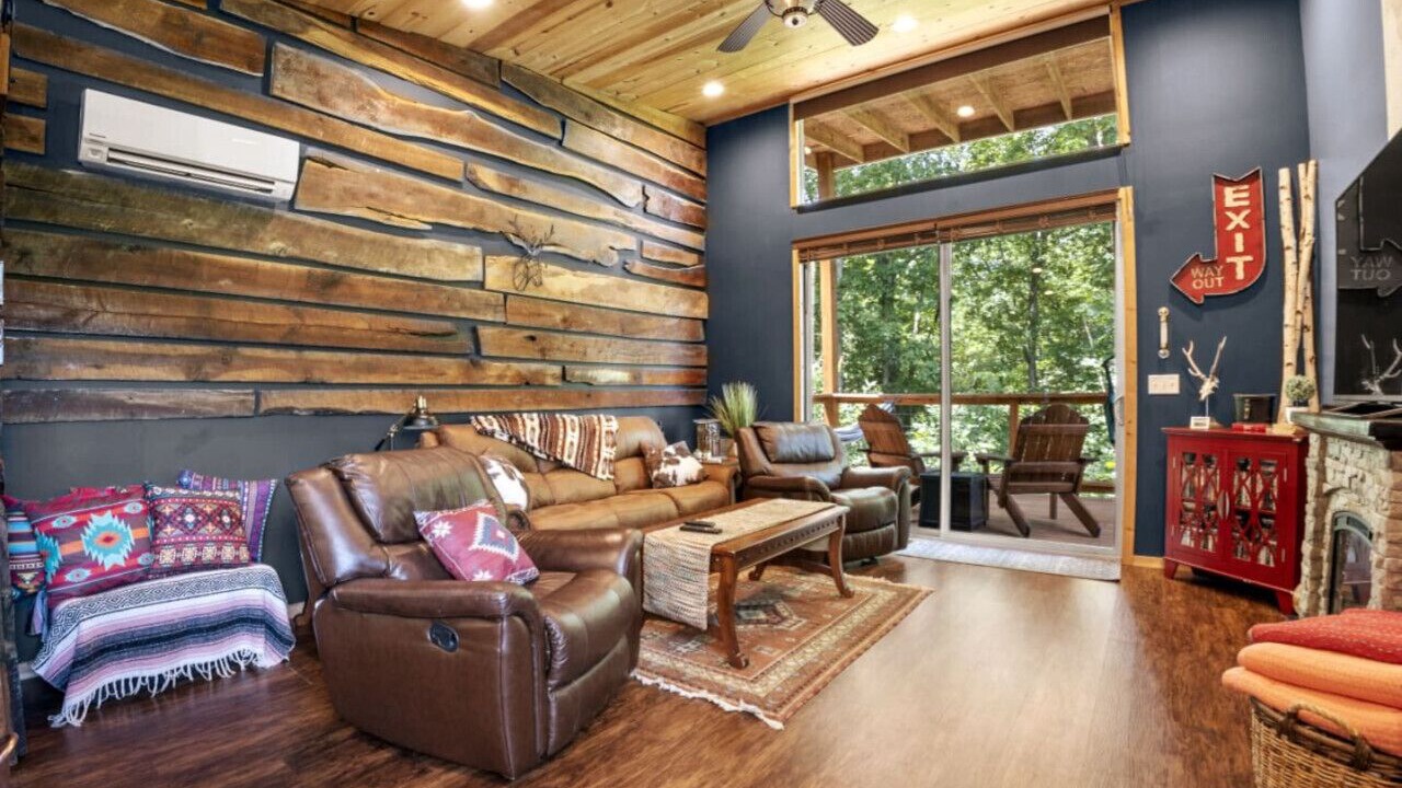 Photo of Livingroom in French Village