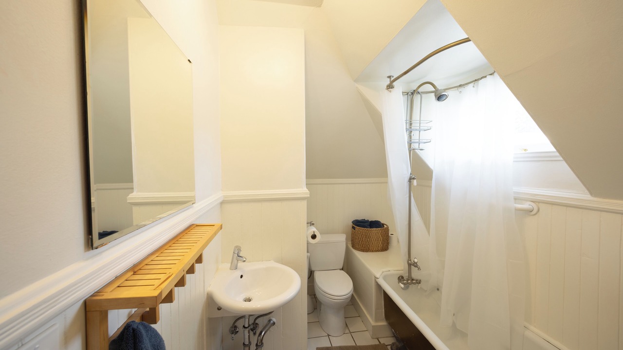 Photo of Bathroom in Downtown Berkeley