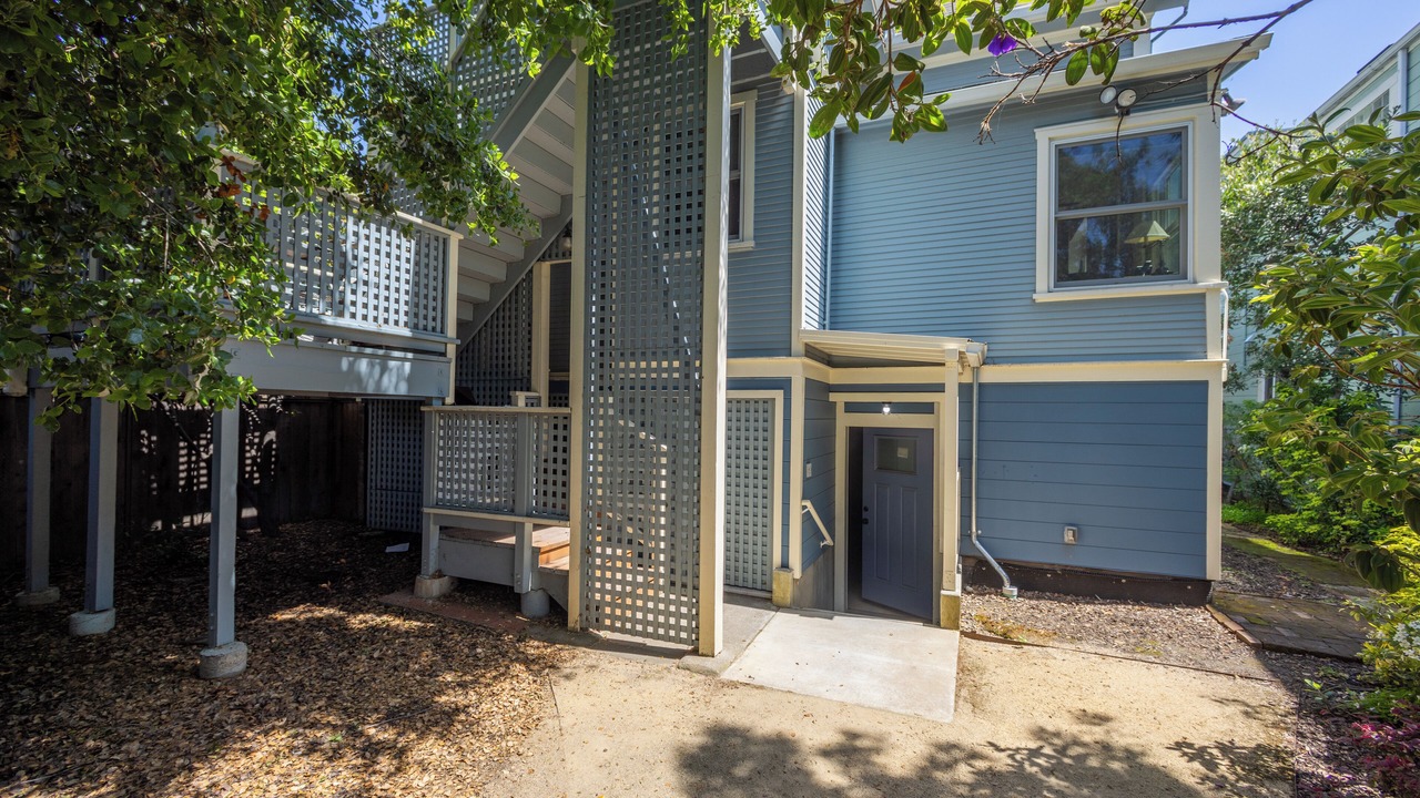 Photo of Others in Downtown Berkeley