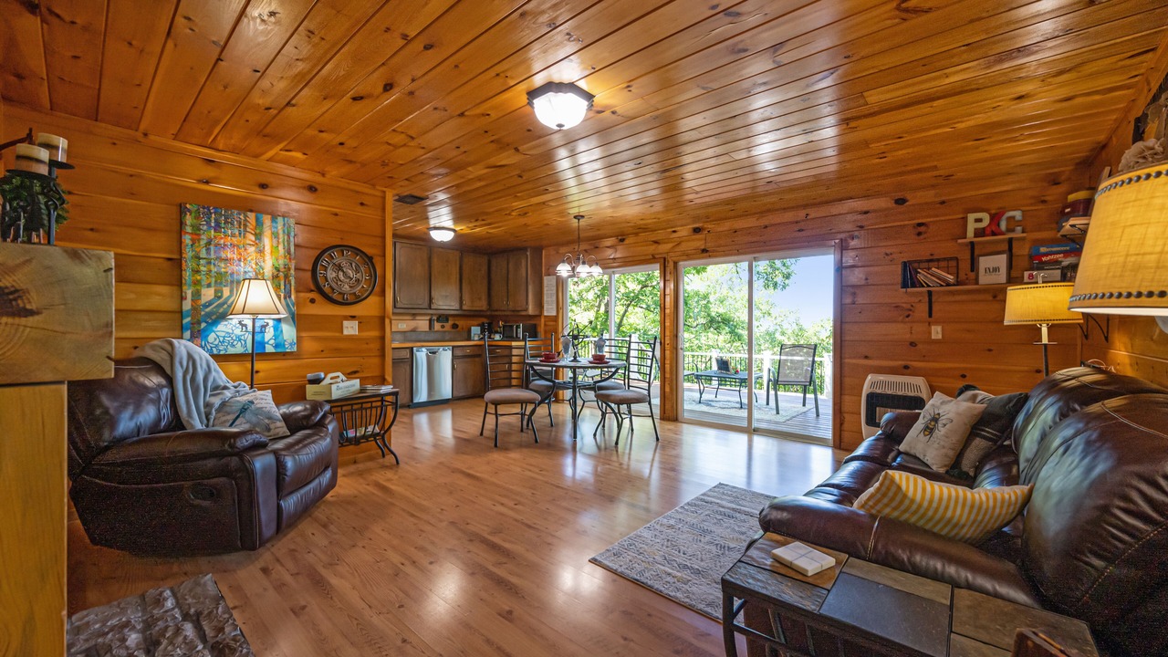 Photo of Livingroom in Smithville
