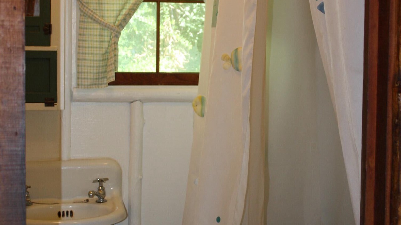 Photo of Bathroom in Clearlake