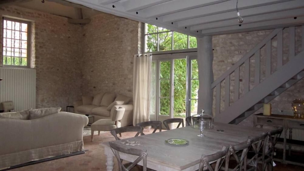 Photo of Livingroom in Montchauvet