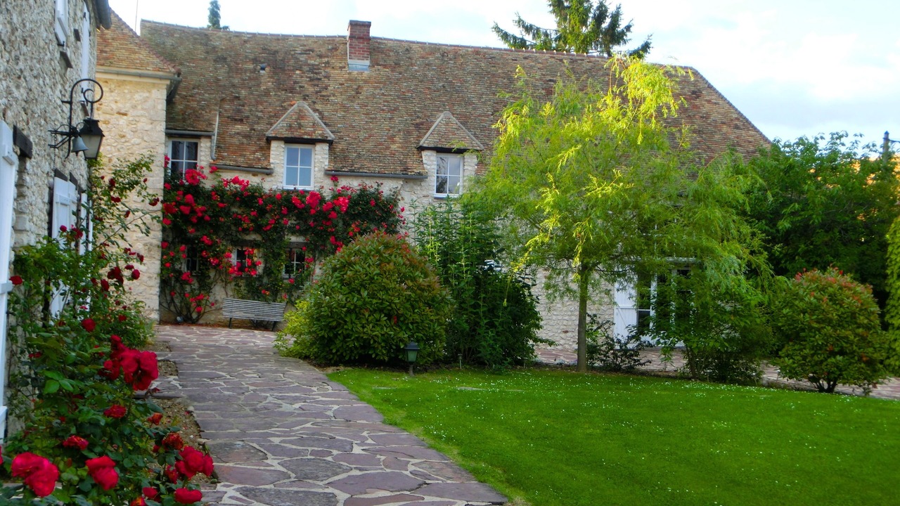 Photo of Outdoor in Montchauvet