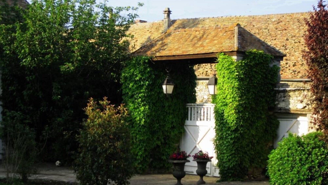 Photo of Outdoor in Montchauvet
