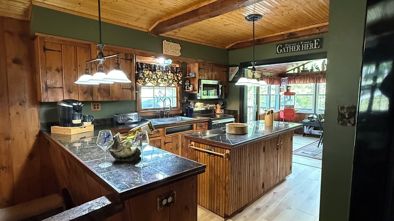 Photo of Kitchen in Greentown