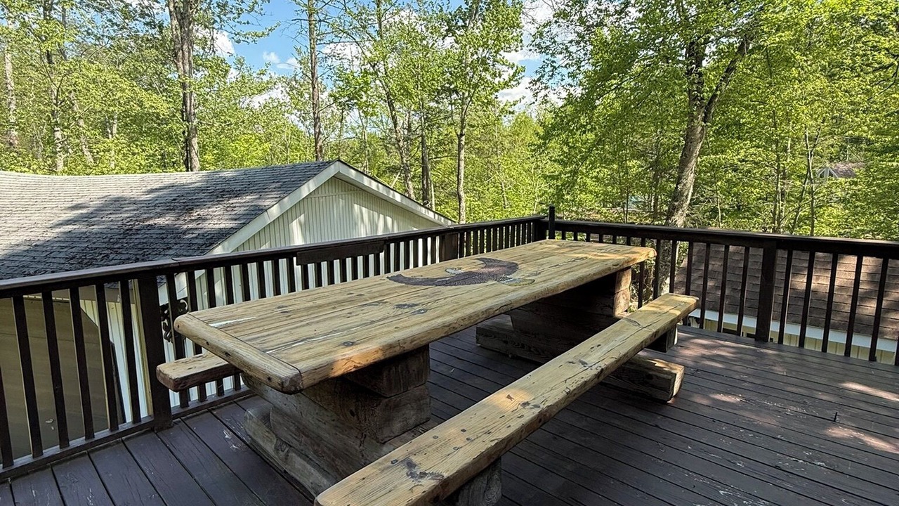 Photo of Outdoor in Greentown