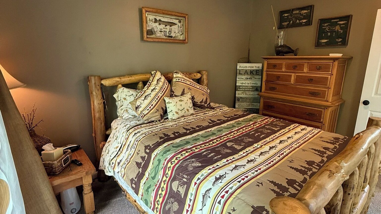 Photo of Bedroom in Greentown