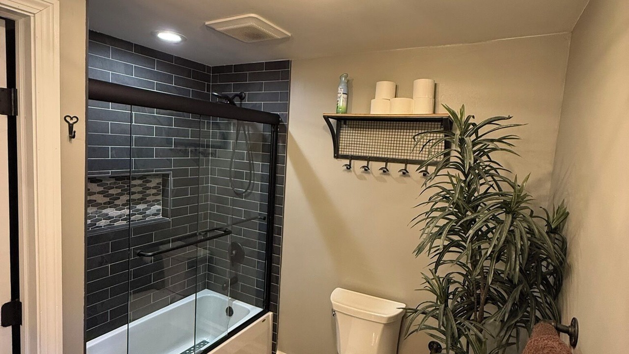 Photo of Bathroom in Greentown