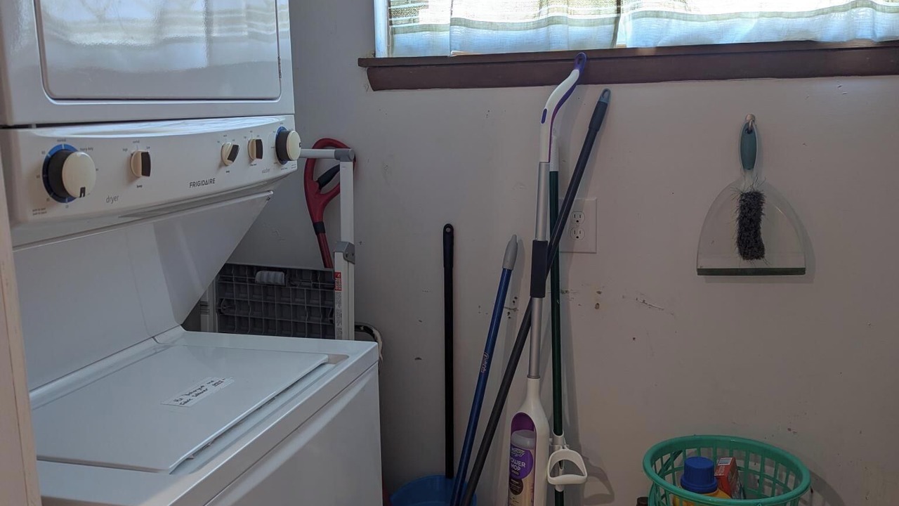 Photo of Bedroom in Wilmington Beach