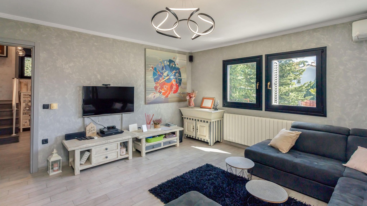 Photo of Bedroom in Pobri