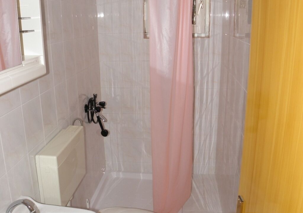 Photo of Bathroom in Lopar