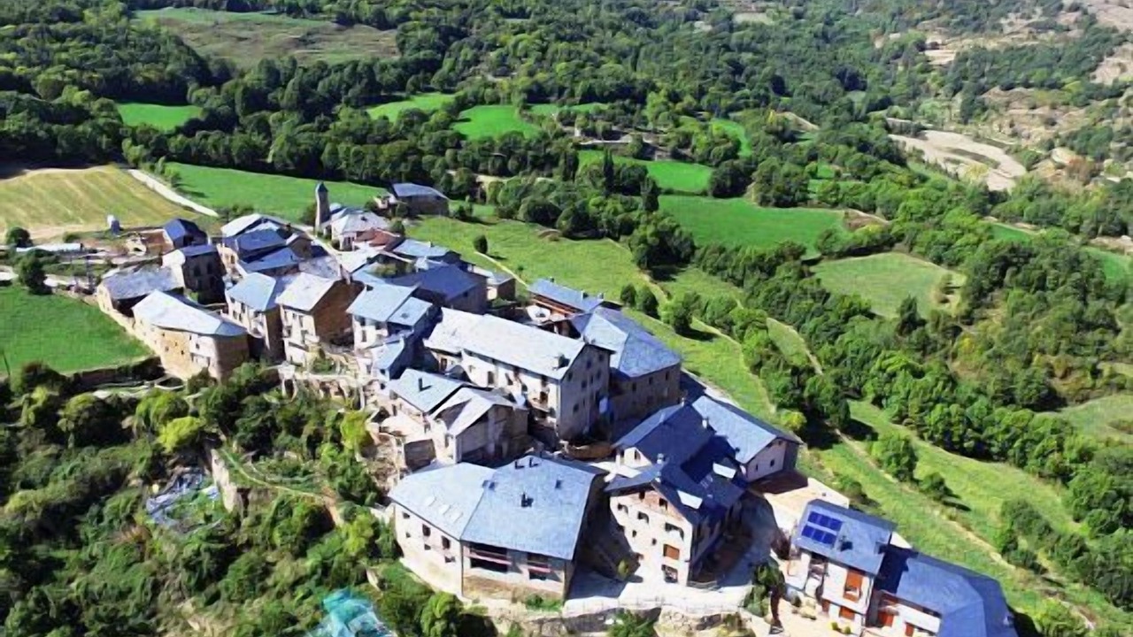Photo of Outdoor in Pujal