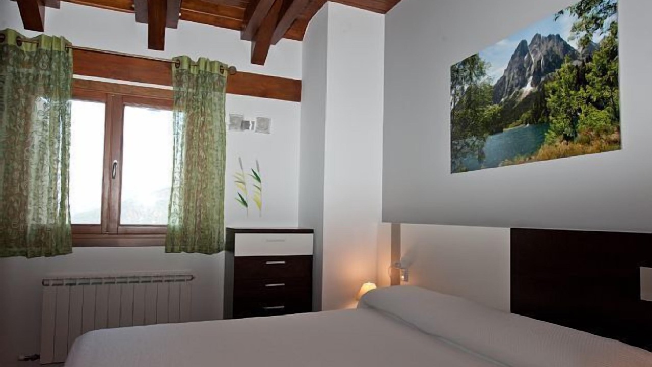 Photo of Bedroom in Pujal