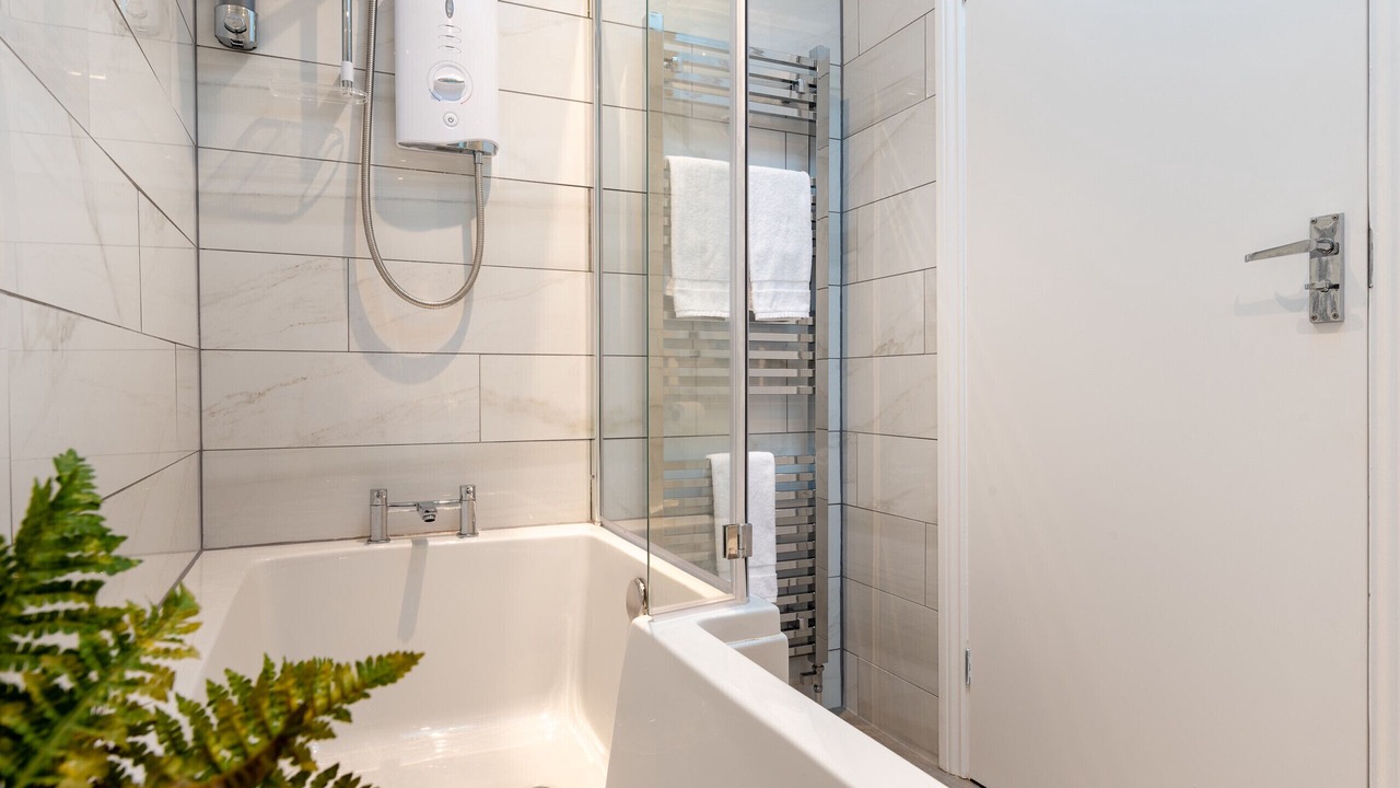 Photo of Bathroom in Roundham