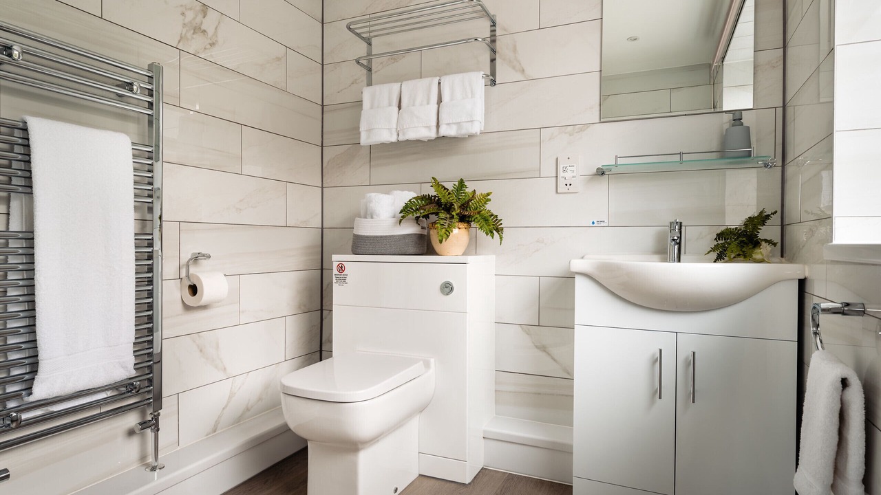 Photo of Bathroom in Roundham